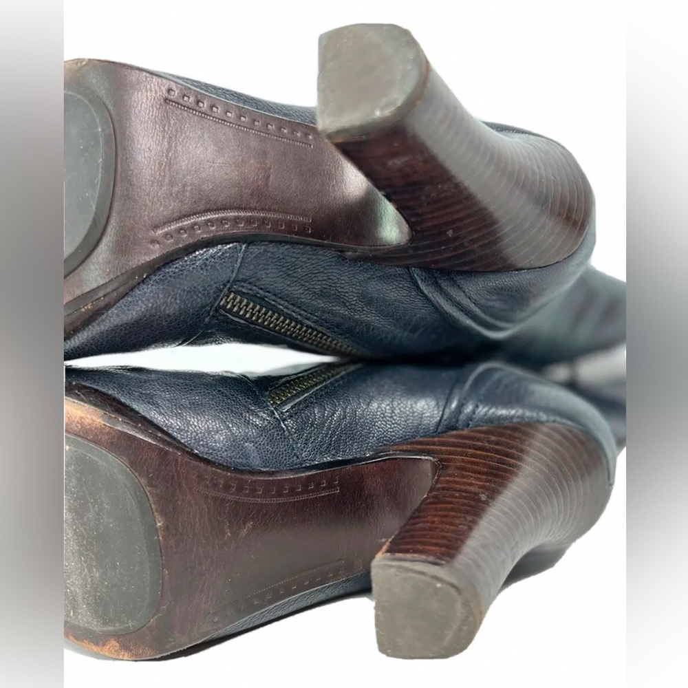 SOLD OUT ❤️ Frye RARE Heeled Leather Marissa Button Boots - Picture 10 of 13